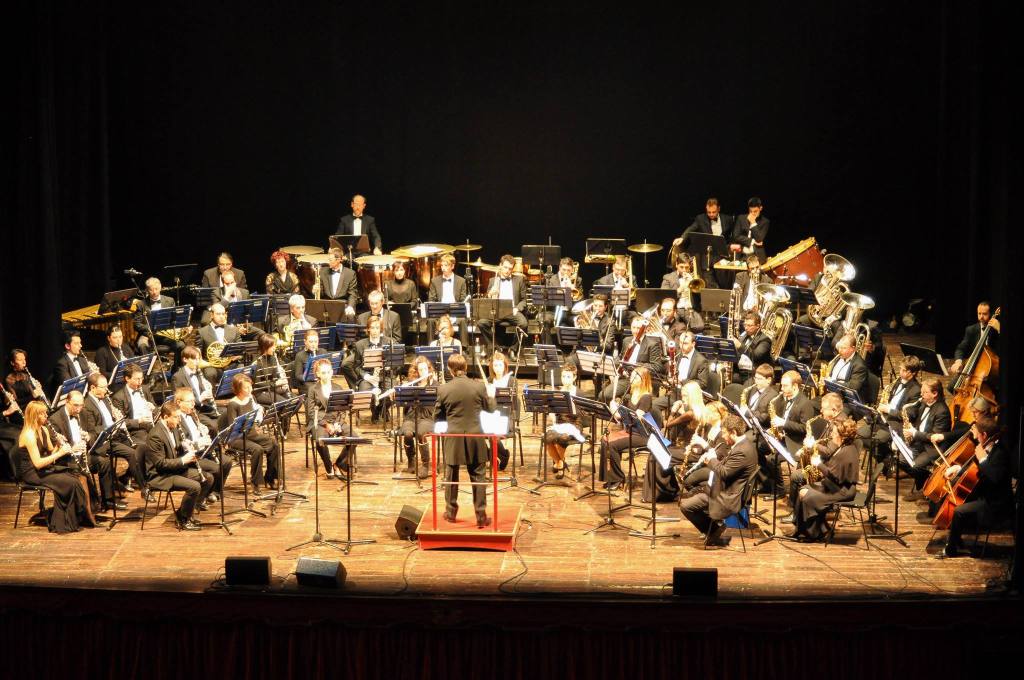 12465673_1249888941704614_411245882_o